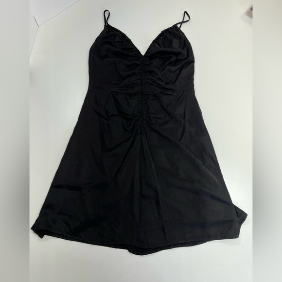 ASTR Peony Dress Black Mini Sateen Satin Ruched
Size Medium NEW Revolve - Picture 11 of 12